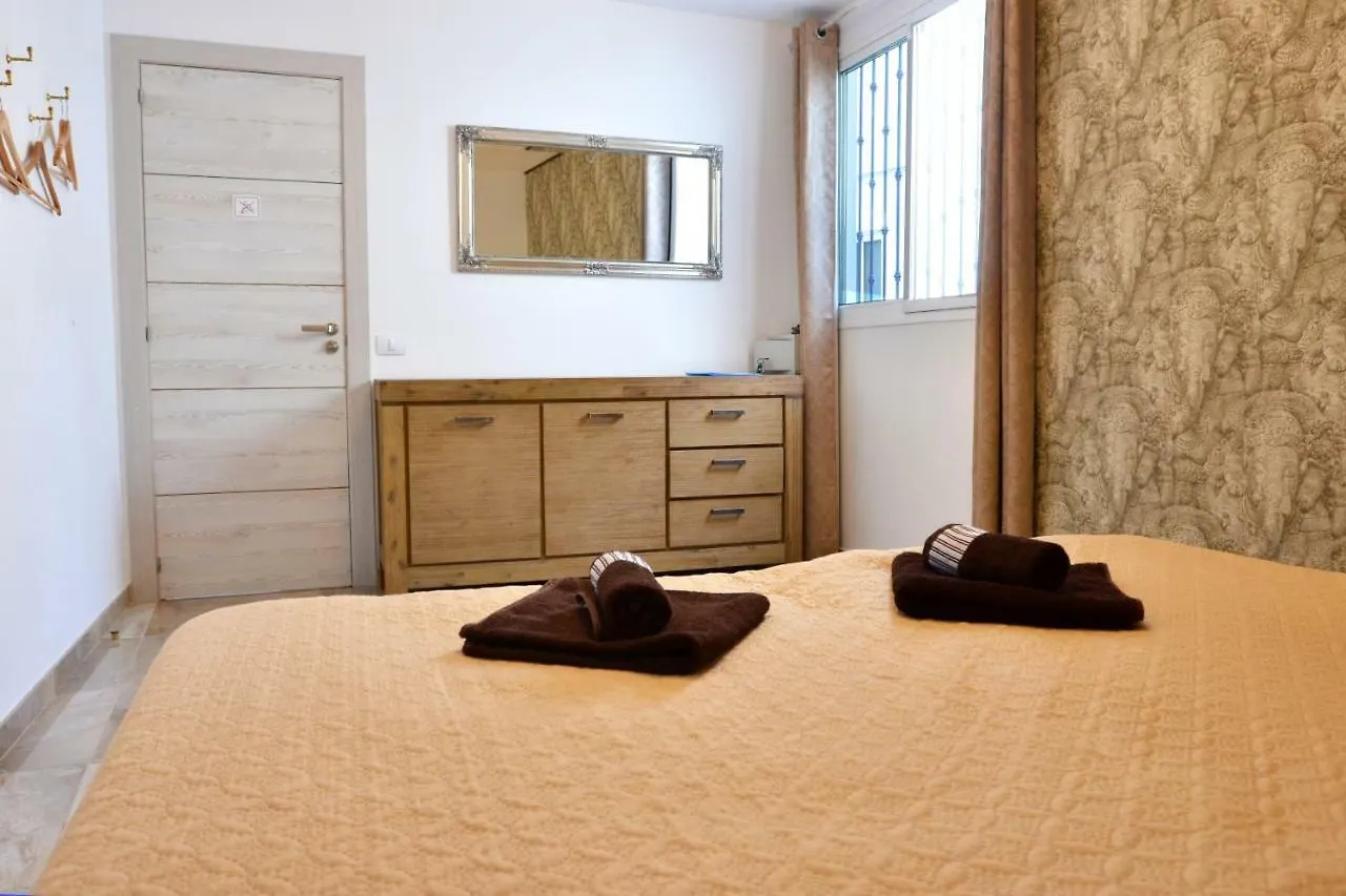 Guest house Bella Vista Sun Club Hotel Puerto De Mogan Spain